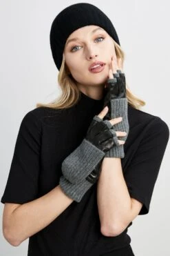 Elie Tahari Leather Popover Glove