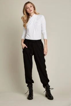 Elie Tahari Buckle Cargo Pant -ELIE TAHARI Sales E1087200 CARGOPANT E87 BLACK 1HERO 023