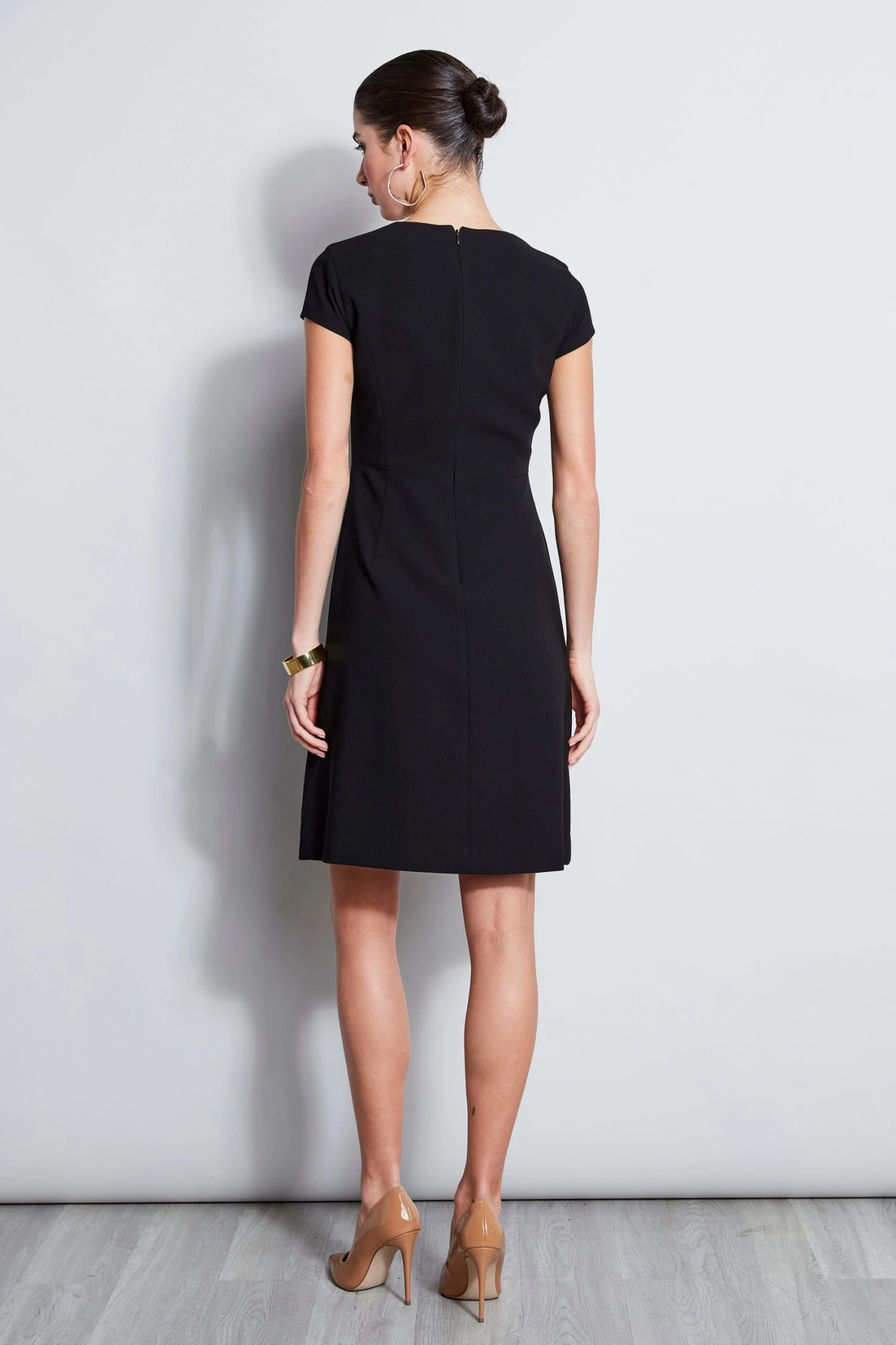 Elie Tahari Short Sleeve Dart Fit & Flare Dress 5 Elie Tahari Short Sleeve Dart Fit & Flare Dress - Image 3