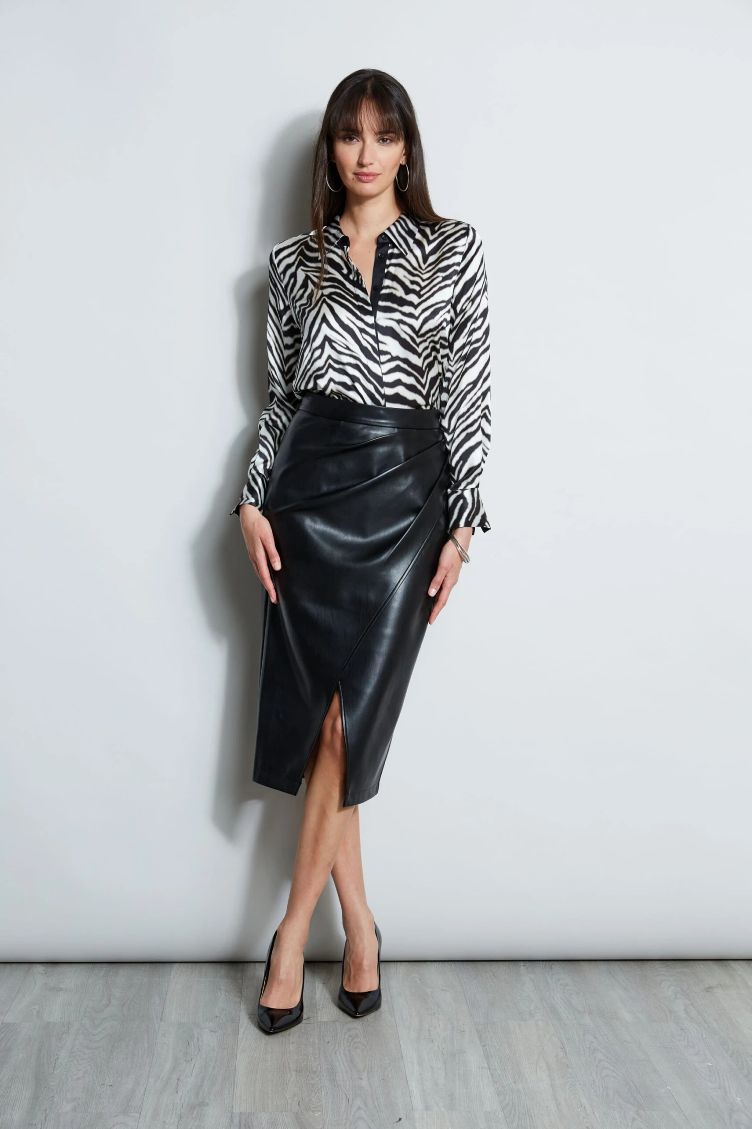 Elie Tahari Silk Zebra Button Down Shirt 7 Elie Tahari Silk Zebra Button Down Shirt - Image 5