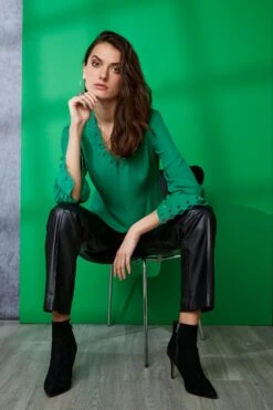 Elie Tahari Silk Geometric Embroidered Shirt 7 Elie Tahari Silk Geometric Embroidered Shirt -ELIE TAHARI Sales E90AM202 BLACK EN10N512 EMERALD 3BACK 2538