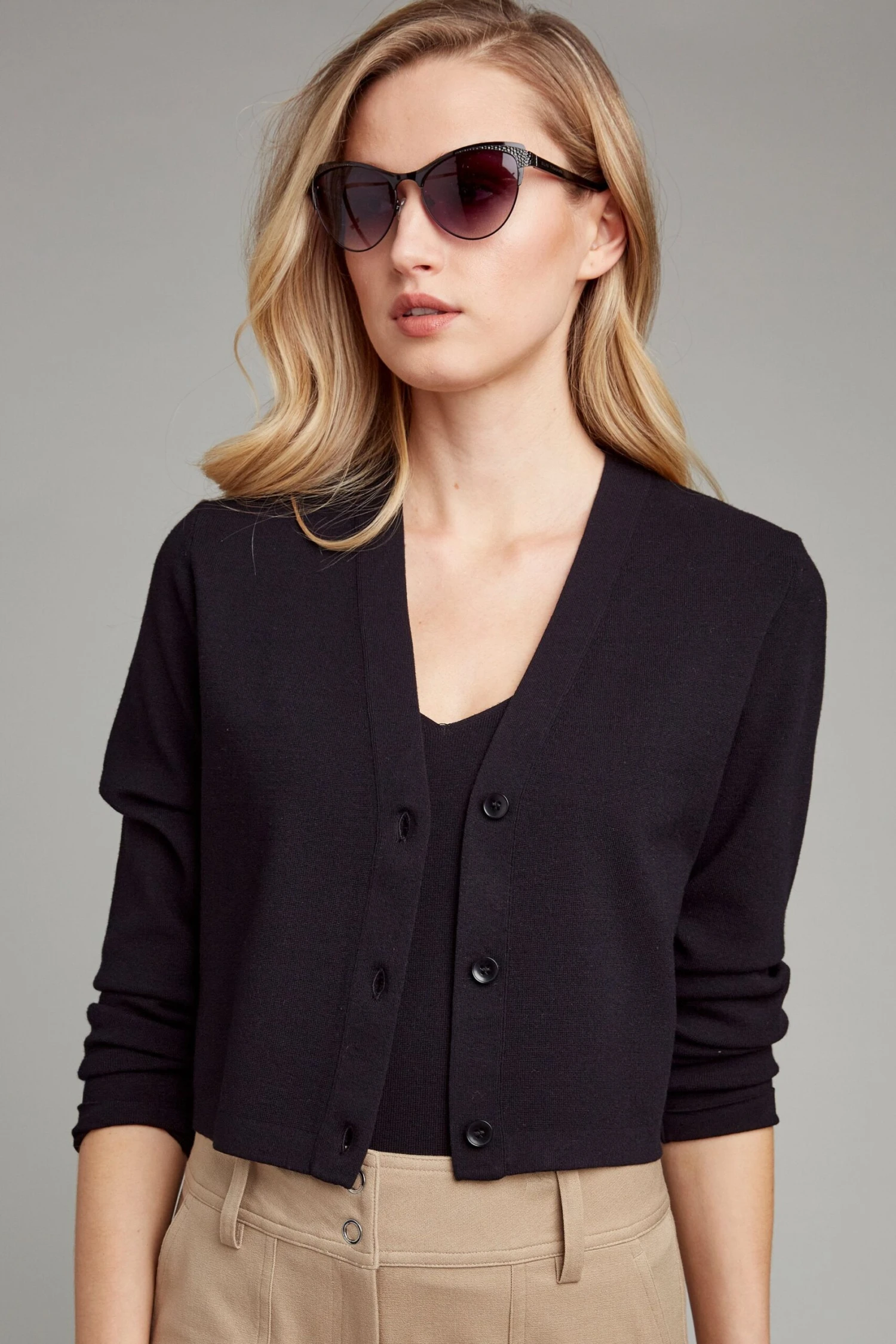 ELIE TAHARI Sales -ELIE TAHARI Sales EL201 BLACK GUNMETAL 059 scaled