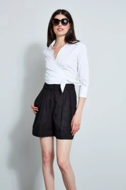 Pleated Short -ELIE TAHARI Sales ETR21287NOIR 2FRONT 1540