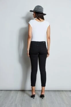 Tahari Sculpt Skinny Denim Jeans -ELIE TAHARI Sales TC1914781 BLACKRINSEWASH 3BACK 1222