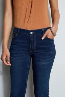 Tahari Mid-Rise Stretch Denim Ankle Jeans -ELIE TAHARI Sales TC19C1475 FRENCHMENWASH 2front 1817